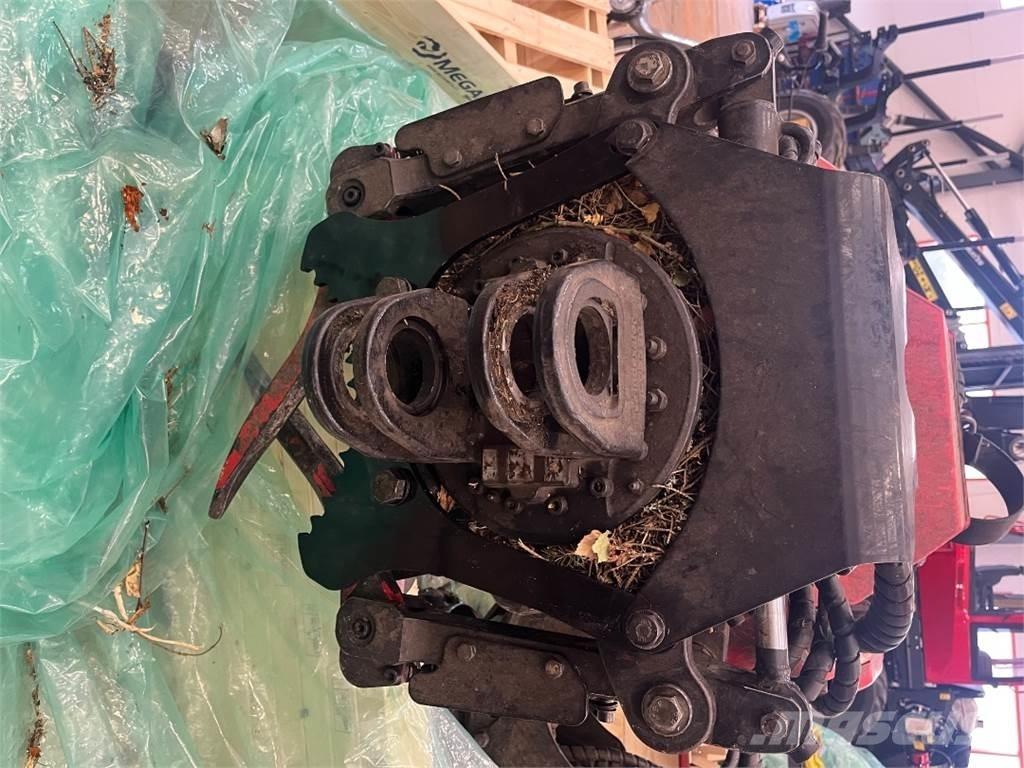 Komatsu C93 收割机机箱