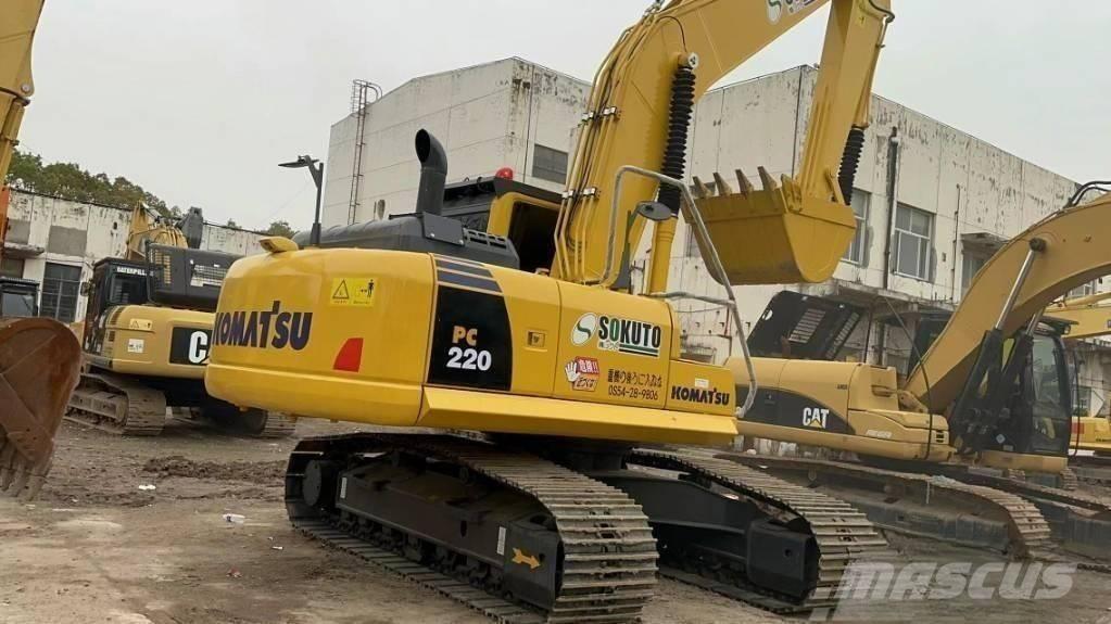 Komatsu pc220-8 履带挖掘机