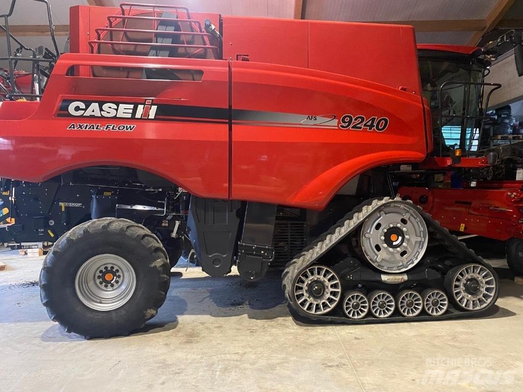 CASE 9240 AFS 联合收割机