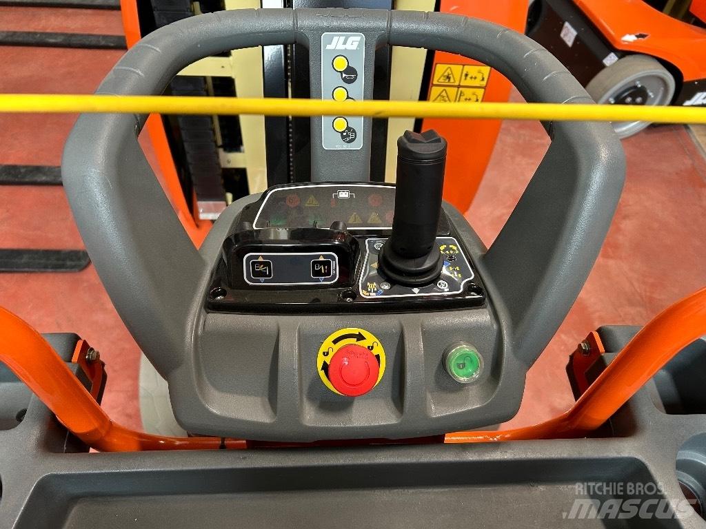 JLG Toucan 10 E-L 客货电梯