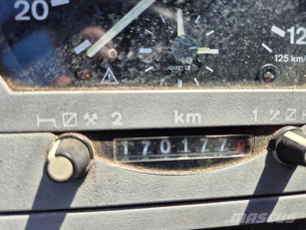 MAN LE 2000 平板车