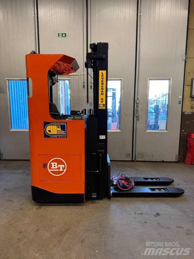 BT SRE 160 L 行走式堆垛机