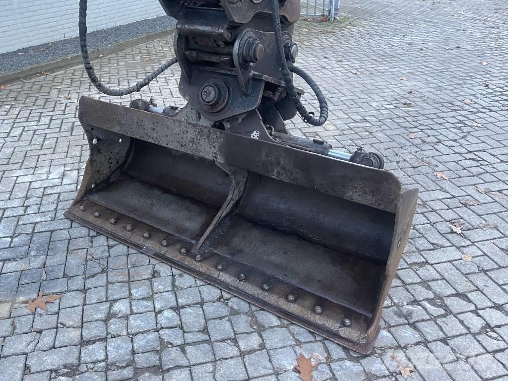 Hitachi ZX 140 W-3 轮式挖掘机