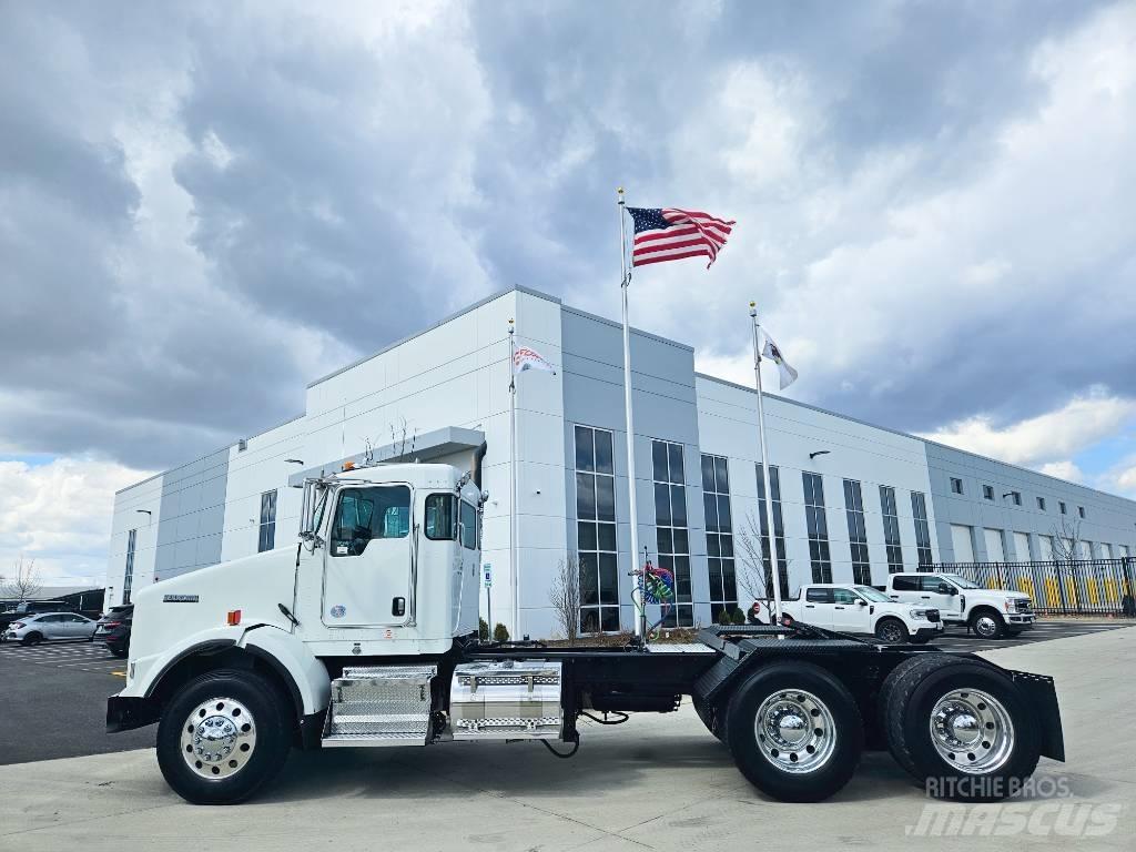 Kenworth T 800 牵引车