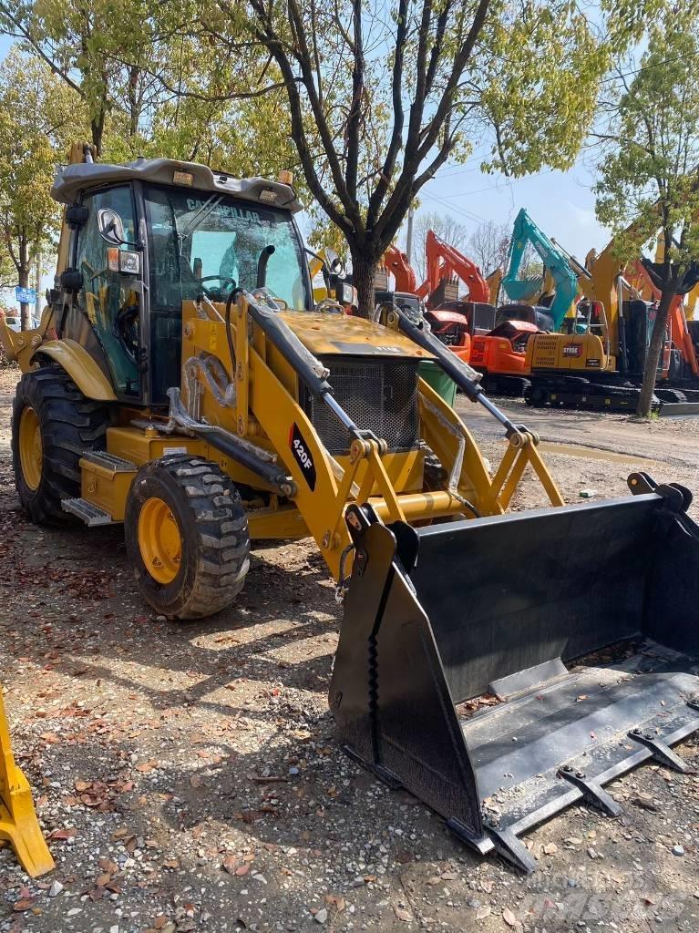 CAT 420 F 反铲装载机