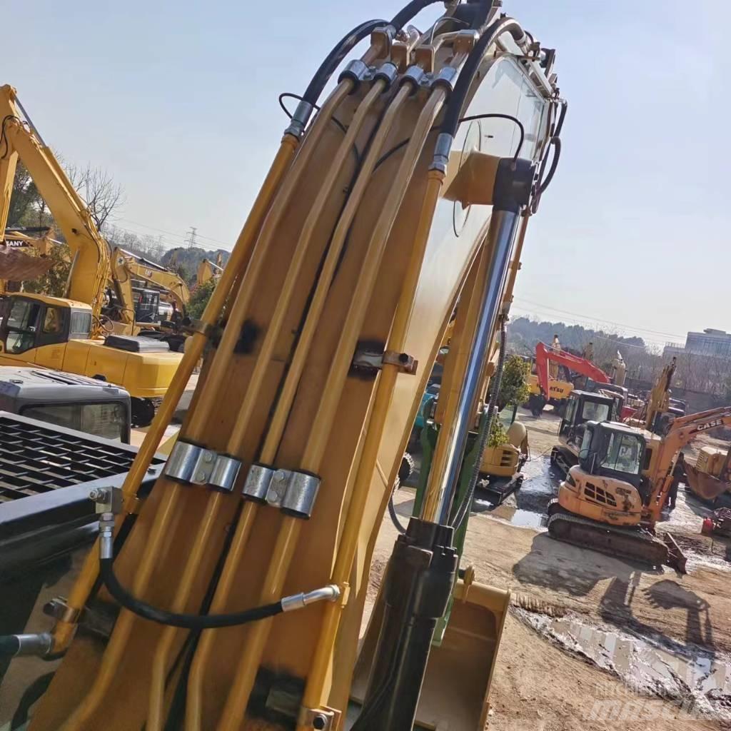CAT 336 D2 履带挖掘机