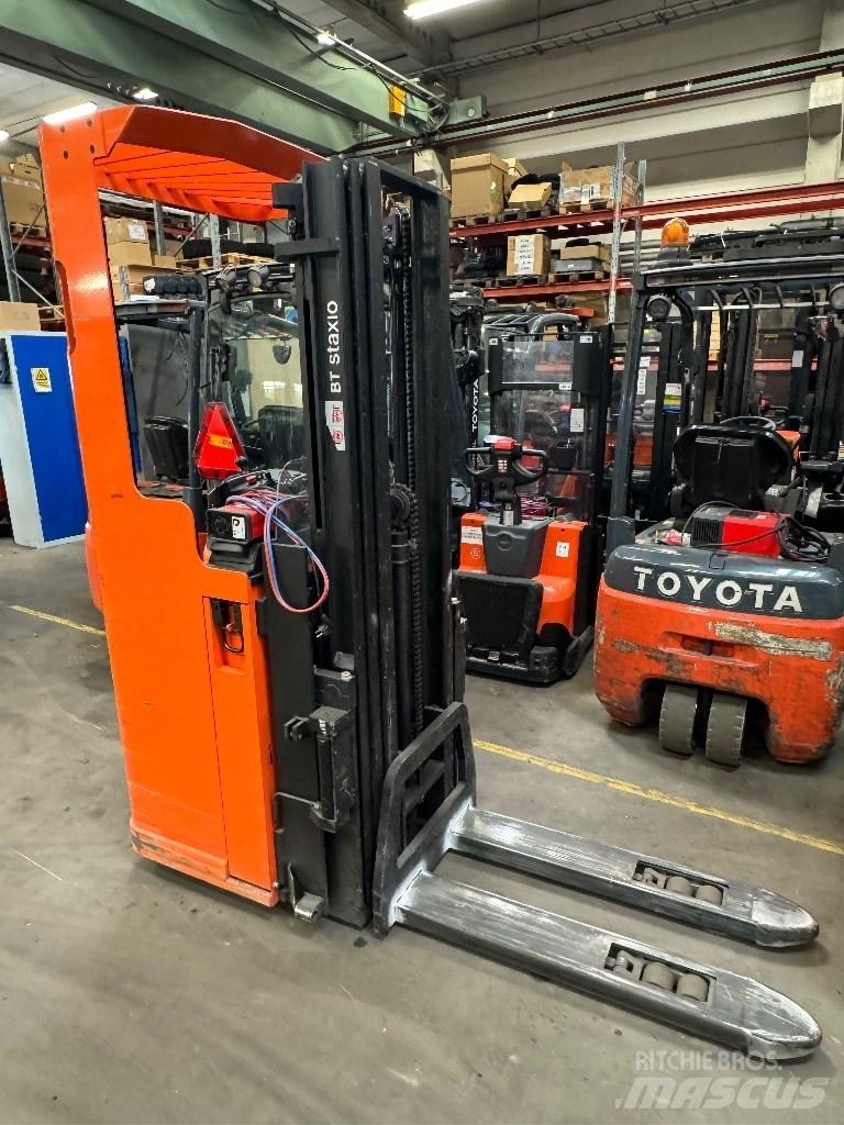 Toyota SSE135L 行走式堆垛机