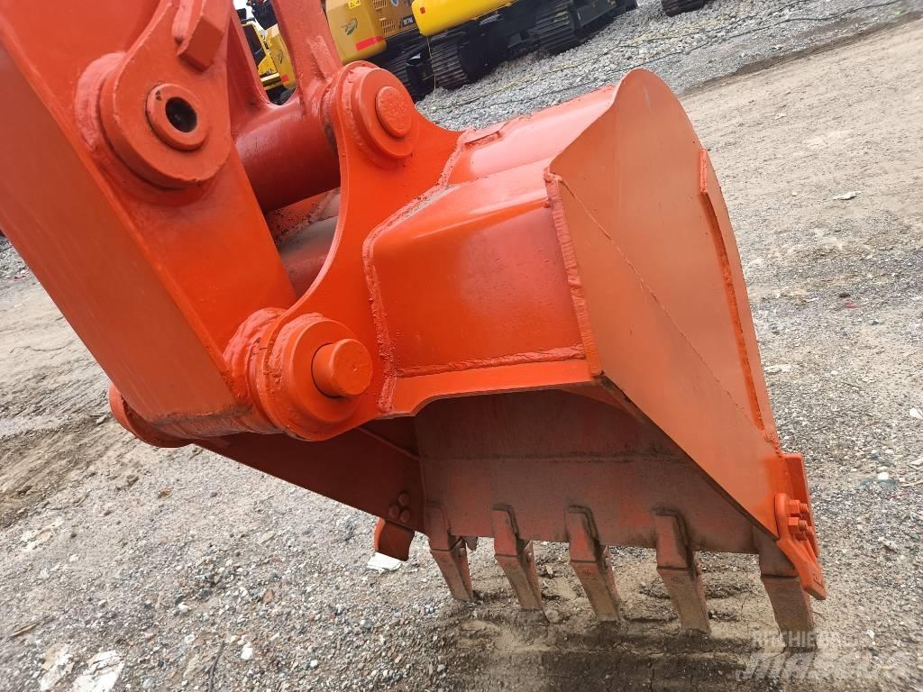 Hitachi ZX 70 履带挖掘机