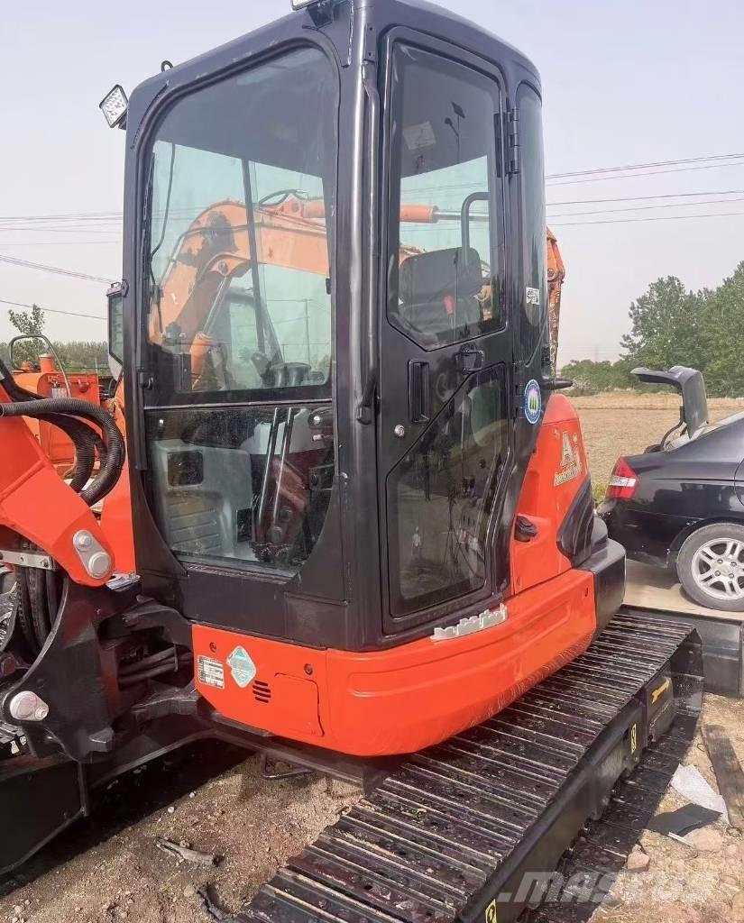 Kubota 161 履带挖掘机