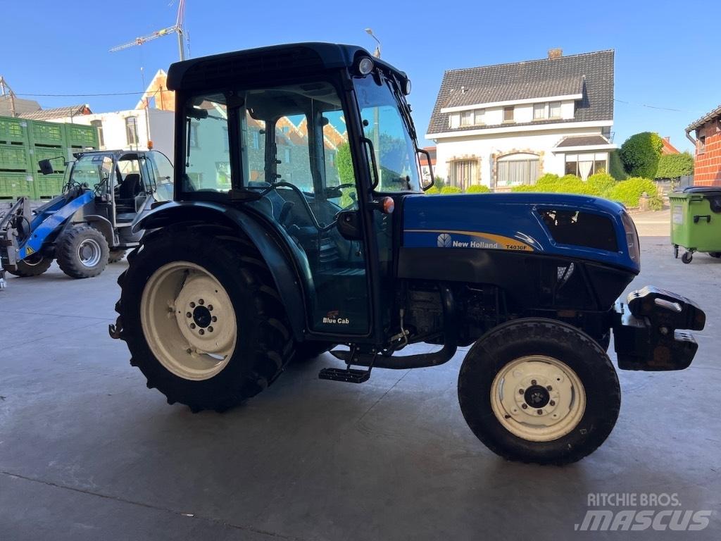 New Holland T4030F 拖拉机/农用车