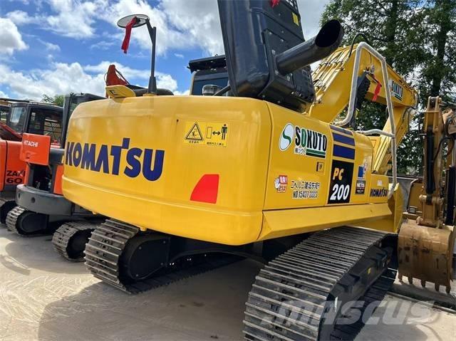 Komatsu PC 200-8 履带挖掘机