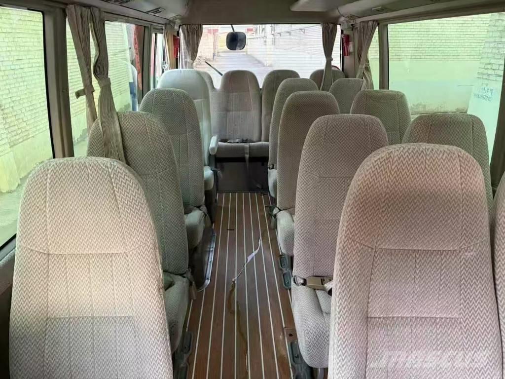 Toyota Coaster Bus 迷你巴士