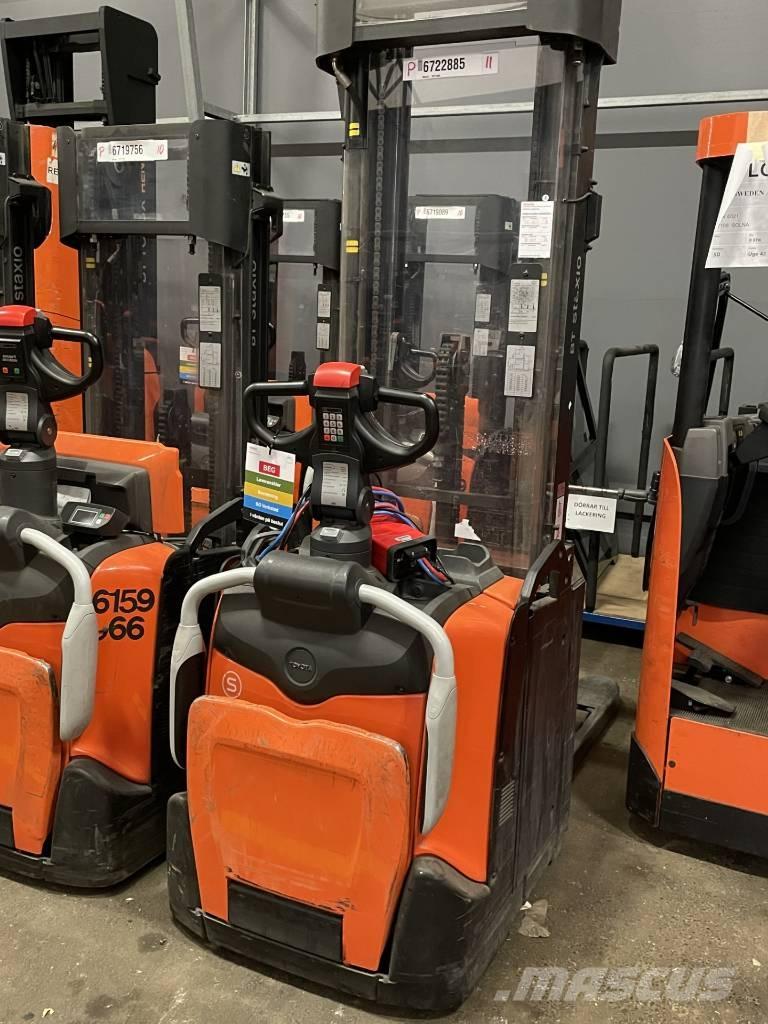 Toyota SPE140L 手推堆垛车