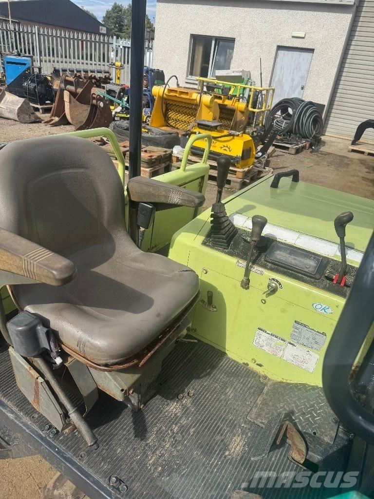 Yanmar C 30 履带式自卸车