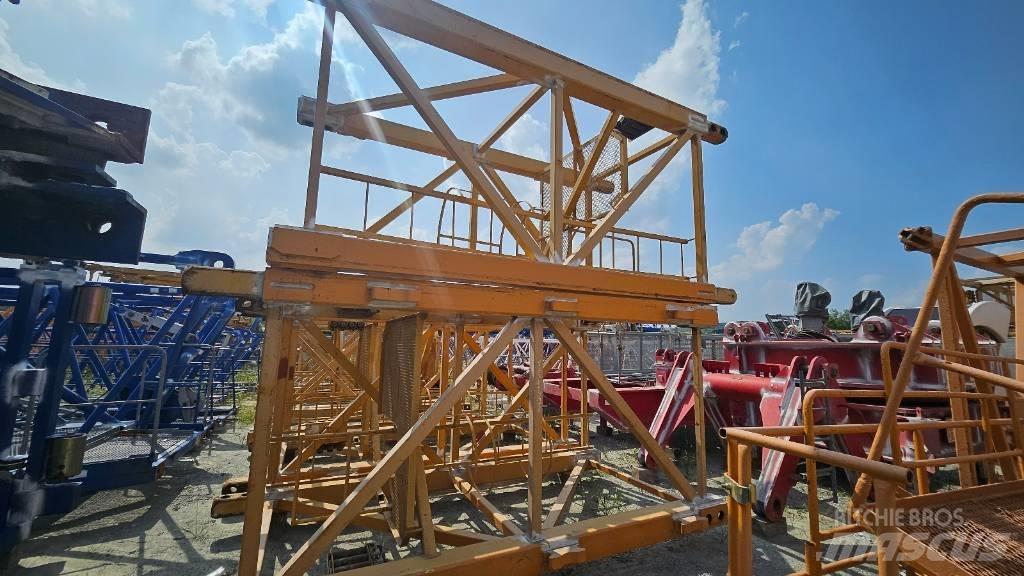 Terex Comedil CTL260 塔式起重机