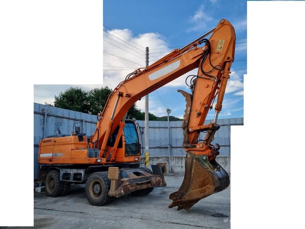 Doosan DX 210 W 轮式挖掘机