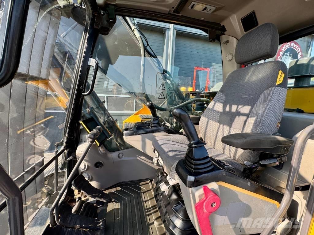 Volvo EC300ENL 履带挖掘机