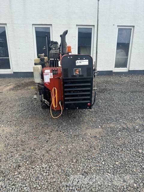 Ditch Witch JT 5 水平定向钻井设备