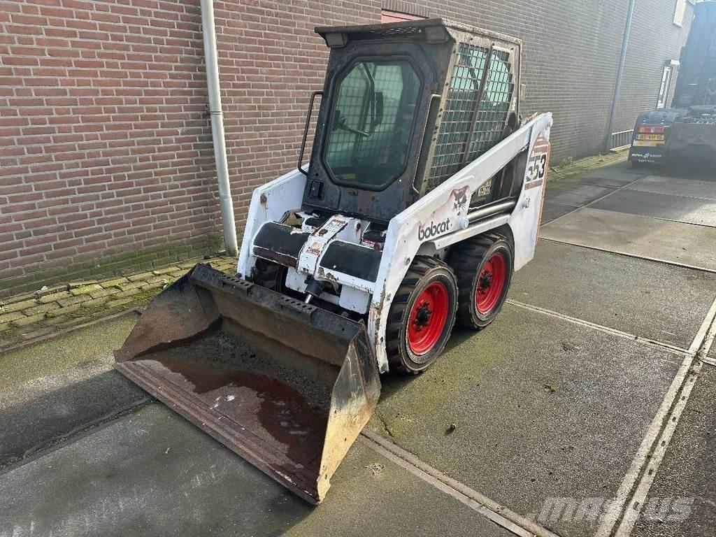 Bobcat 553 滑移装载机