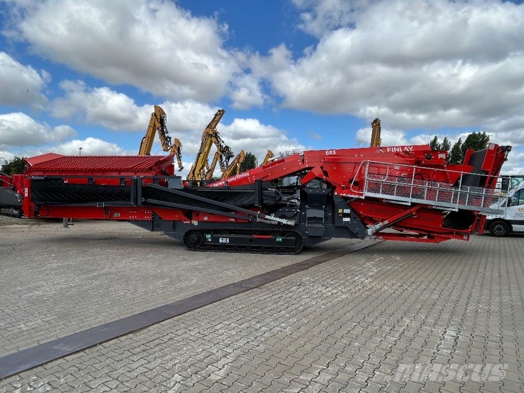 Finlay 683 移动式筛分机
