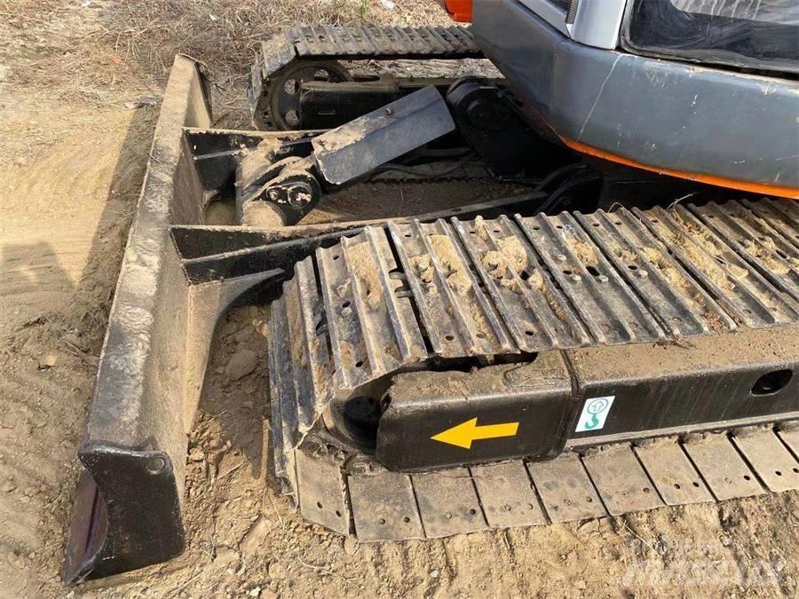 Hitachi EX75 履带挖掘机