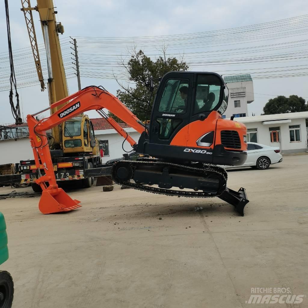 Doosan DX 60 履带挖掘机