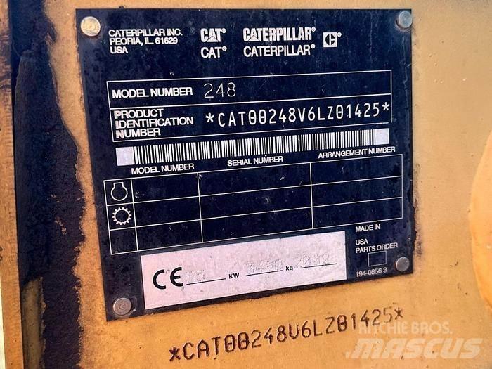 CAT 248 小型装载机