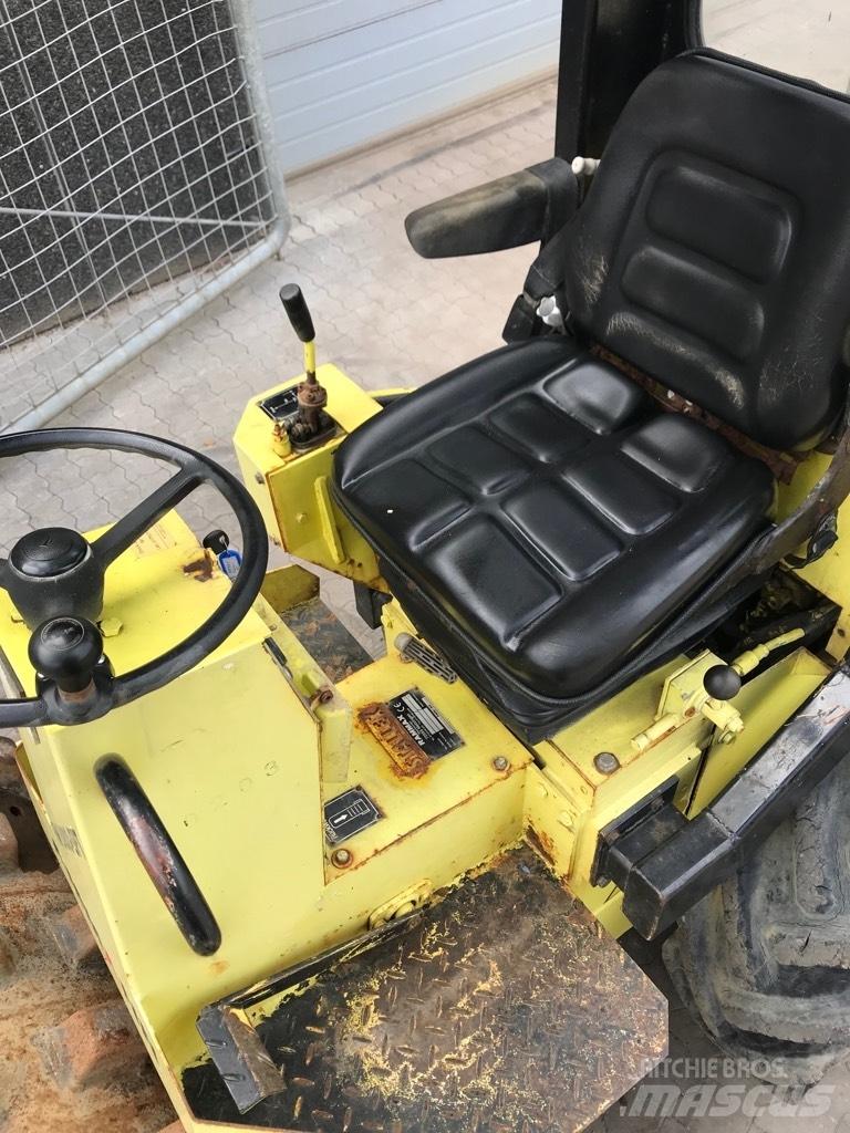Rammax RW3000-SPT 单轮压路机