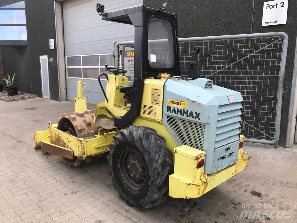 Rammax RW3000-SPT 单轮压路机