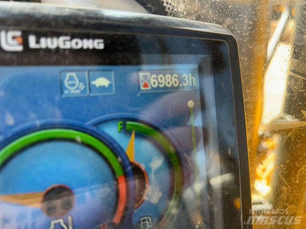 LiuGong 915E 履带挖掘机