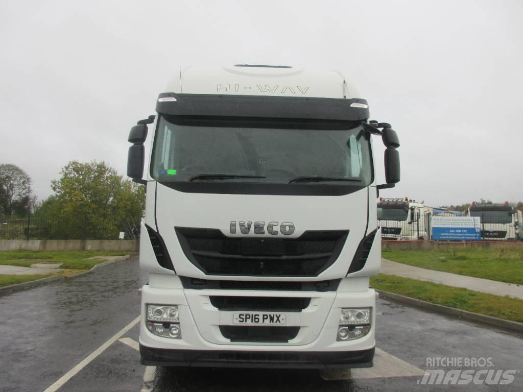 Iveco Stralis 460 牵引车