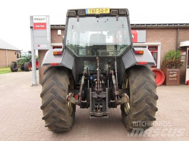Valmet 8000 拖拉机/农用车