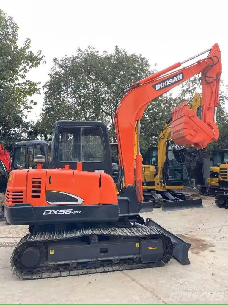 Doosan DX55-9C 履带挖掘机