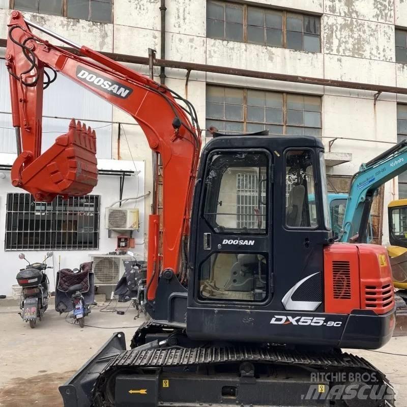 Doosan DX55-9C 履带挖掘机