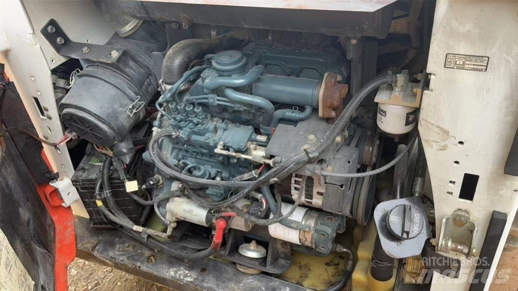 Bobcat S 550 滑移装载机