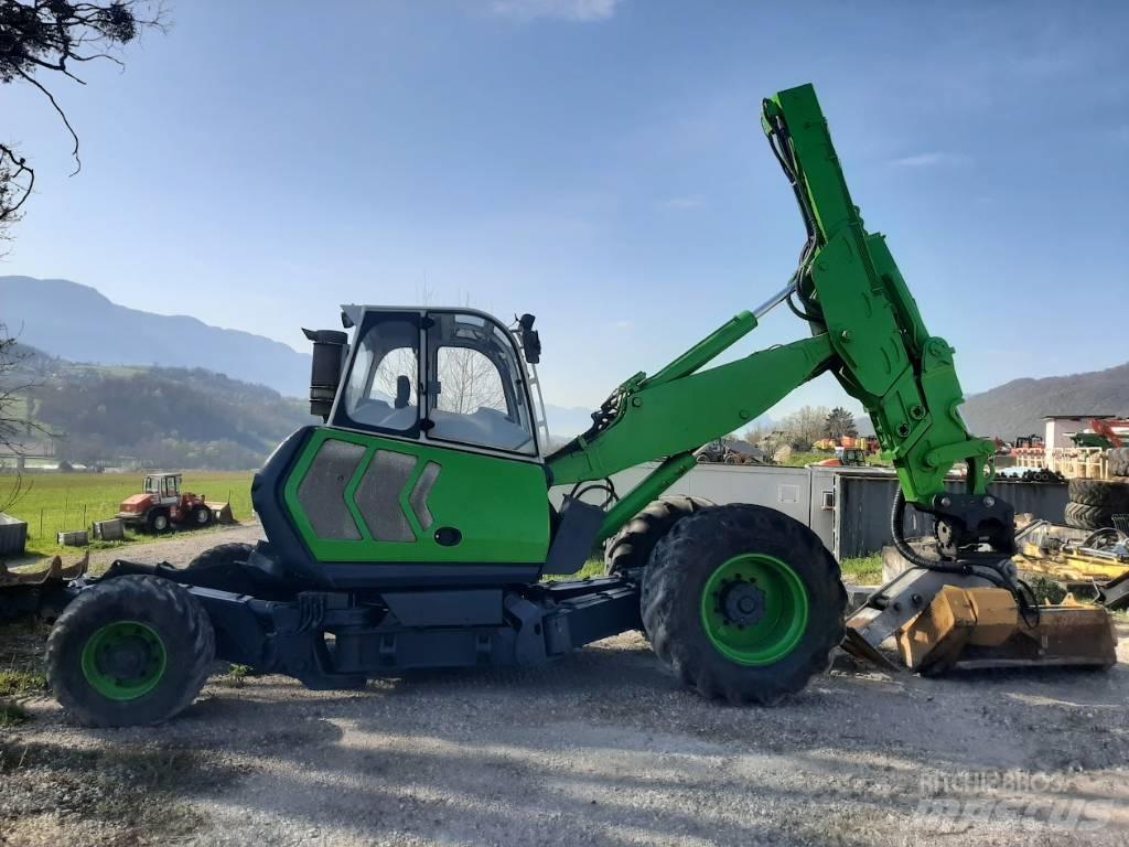 Menzi Muck A91 4x4 特种挖掘机