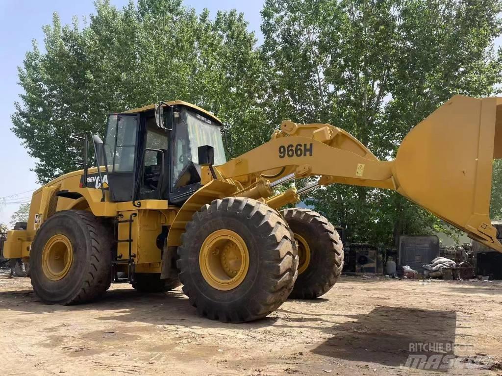 CAT 966 轮式挖掘机