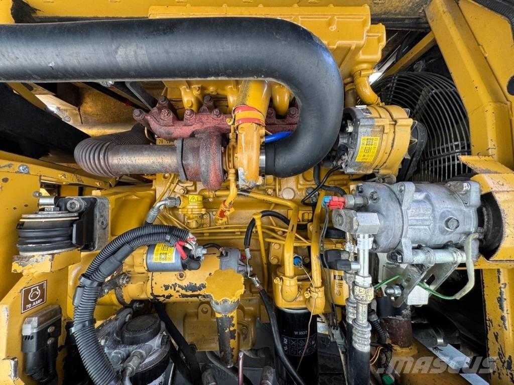 CAT M 315 轮式挖掘机