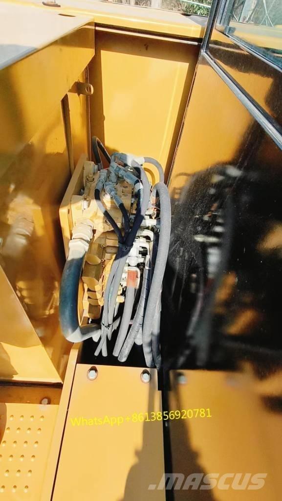 CAT 306 小型挖掘机