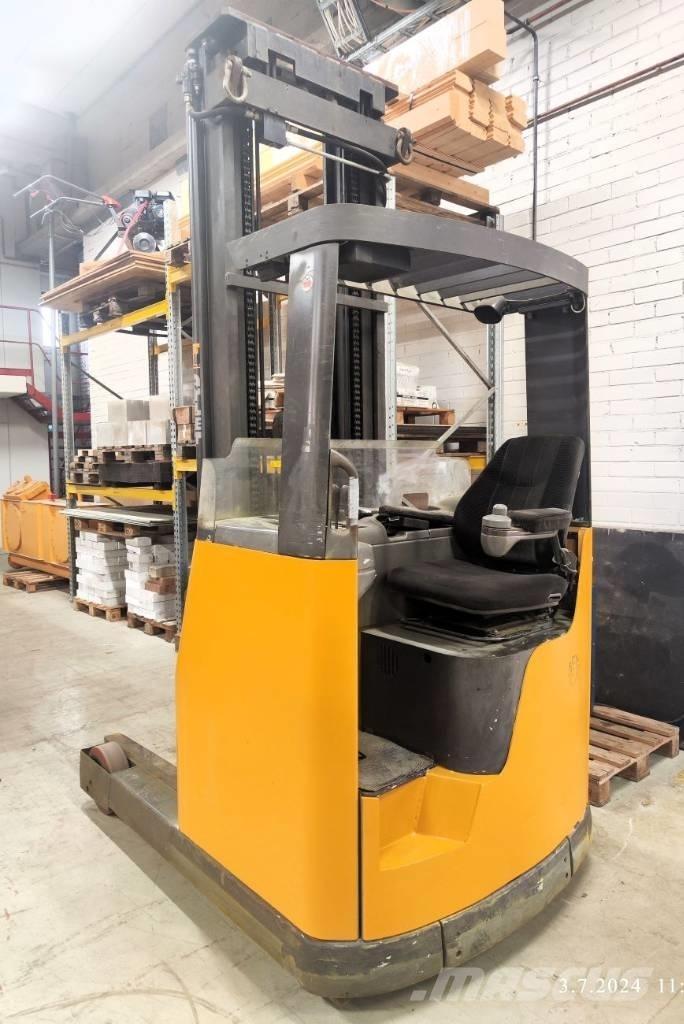 Atlet UNS 200 D 前移式叉车