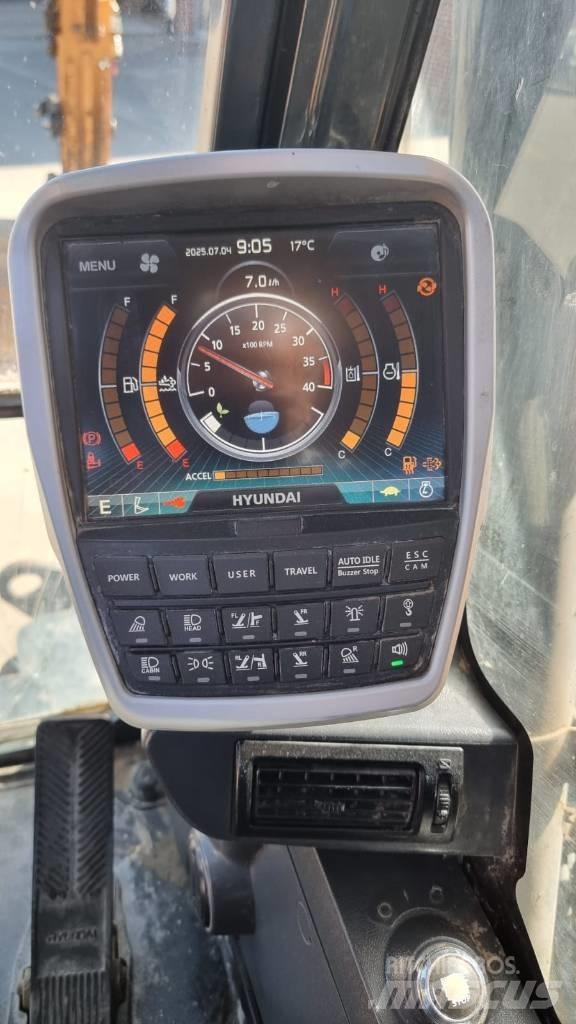 Hyundai HW 140 轮式挖掘机