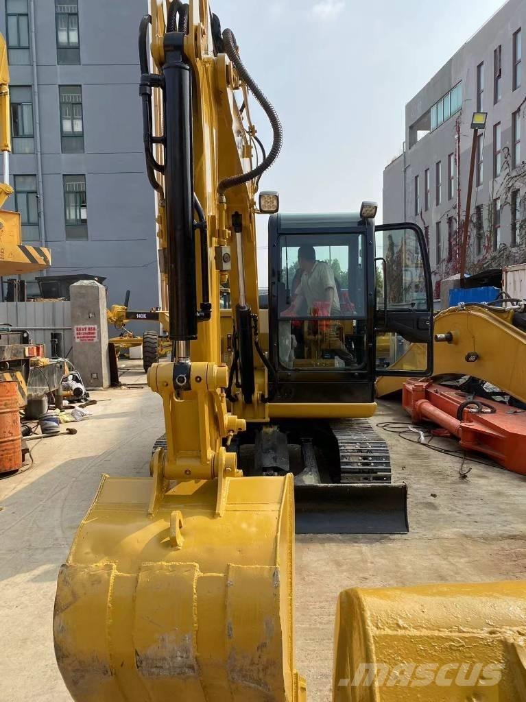 CAT 305.5 E 小型挖掘机