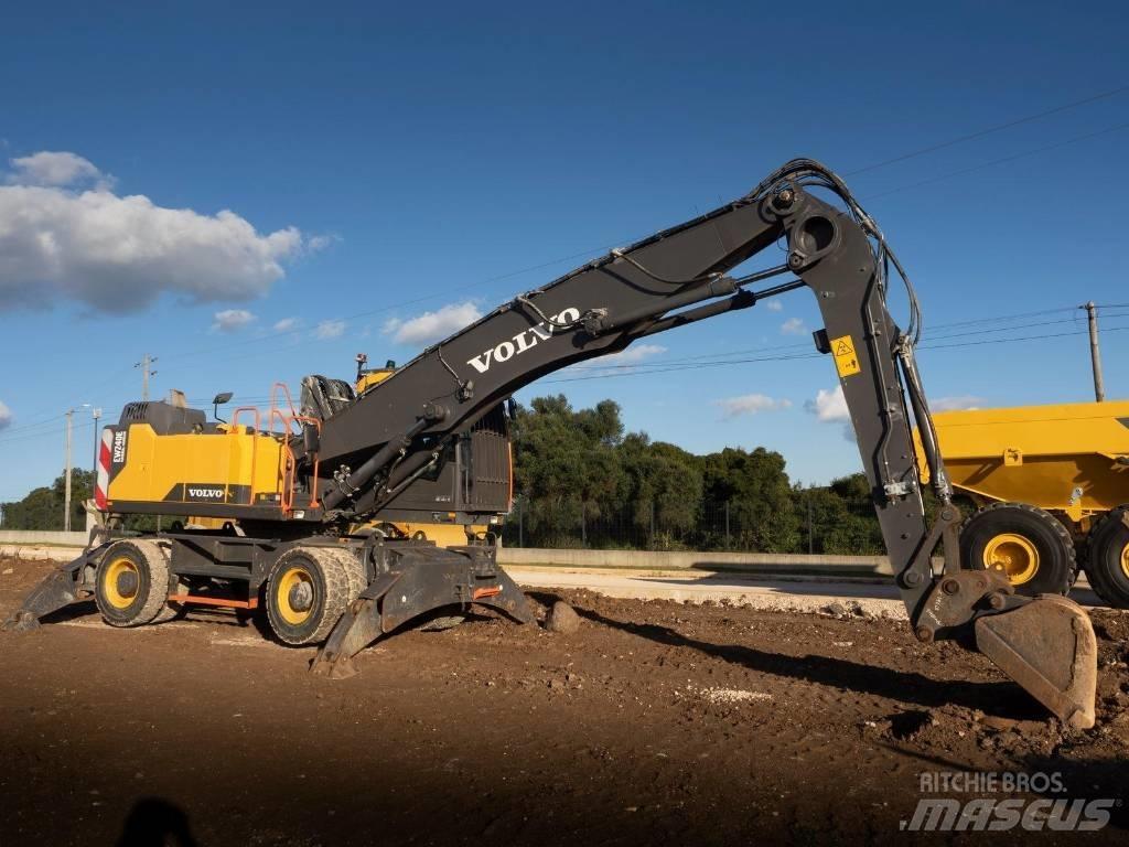 Volvo EW 240 E MH 轮式挖掘机