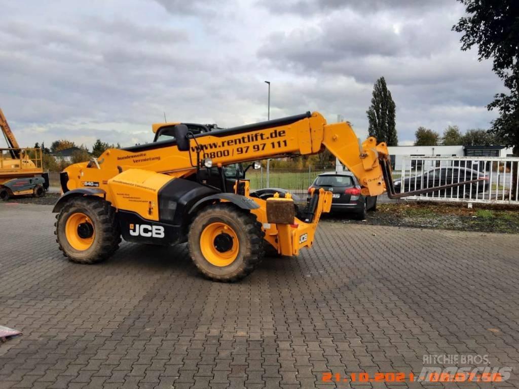 JCB 540-140 伸缩臂叉装车|叉装车