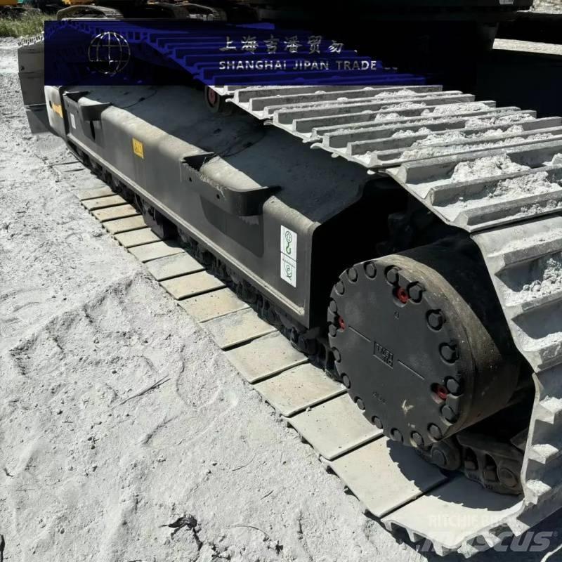 Komatsu PC 210 履带挖掘机