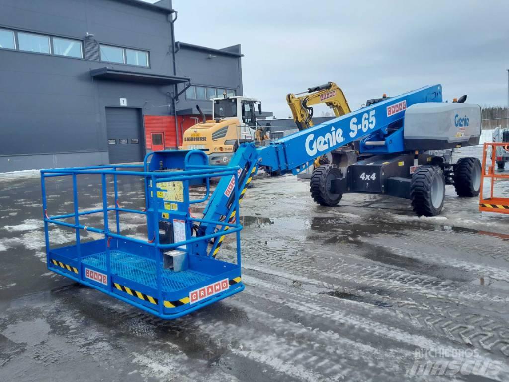 Genie S 65 曲臂高空工作平台