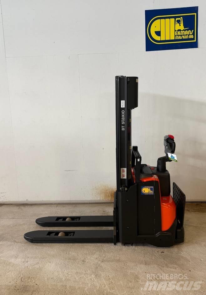 BT truck SWE 140L 手推堆垛车