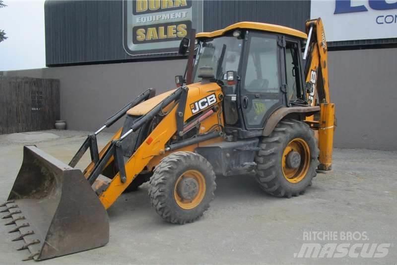 JCB 3DX4 反铲装载机
