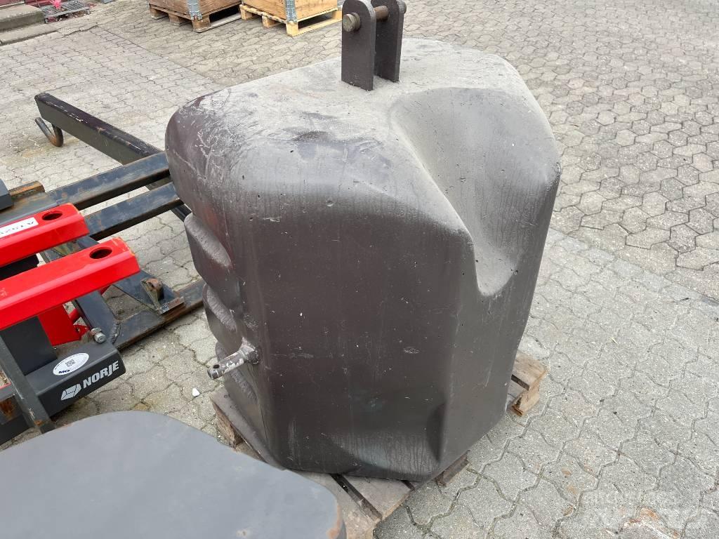 He-Va 800 KG 前配重块
