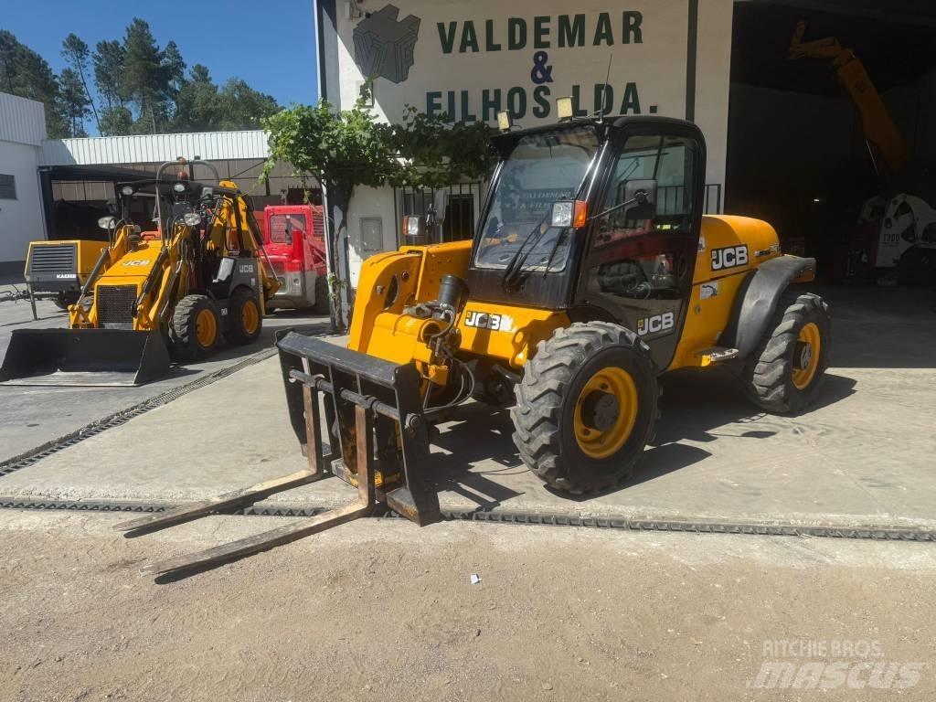 JCB 527-55 电动叉车